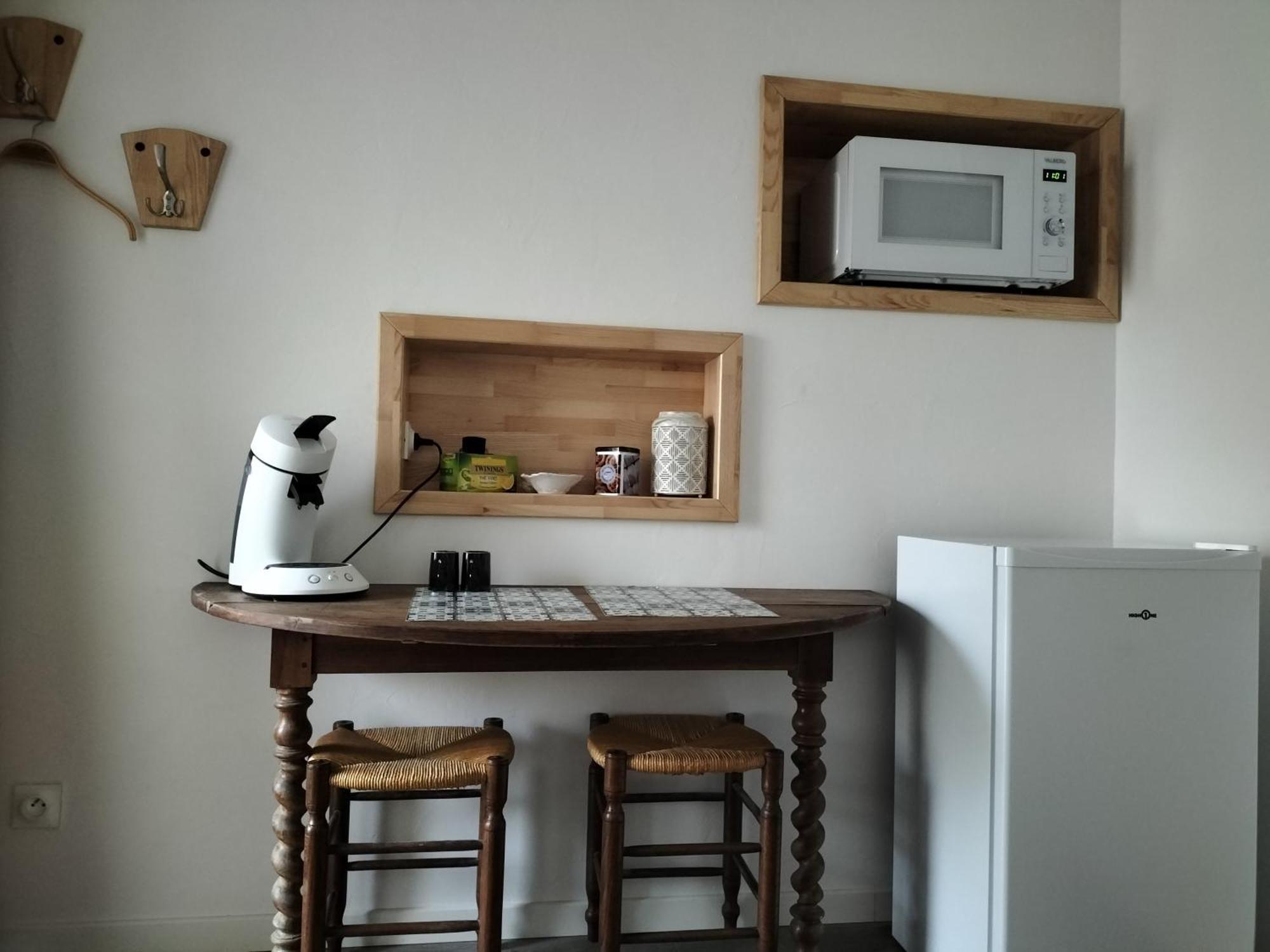 Logement Entier 3 Pieces Et Terrasse Mazieres-en-Gatine Екстер'єр фото