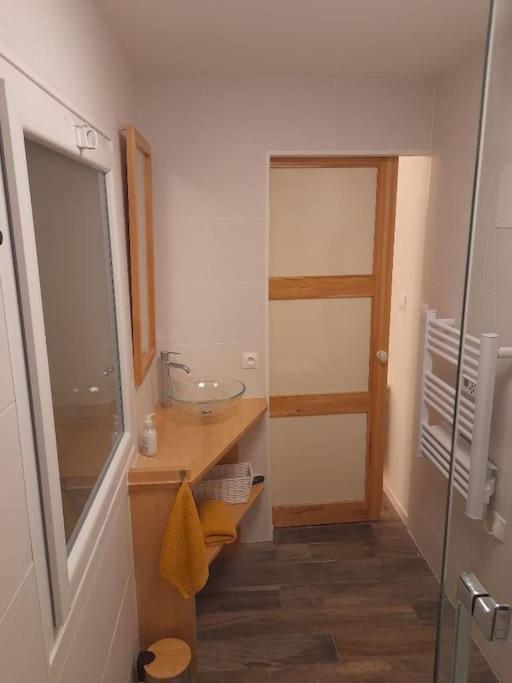 Logement Entier 3 Pieces Et Terrasse Mazieres-en-Gatine Екстер'єр фото